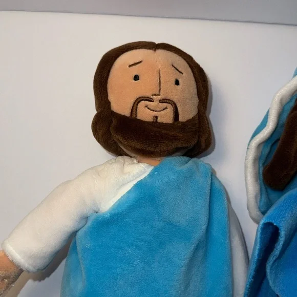 Set of 3 Hallmark Plush Biblical Figures - Jesus, Joseph, Mary with baby Jesus - Picture 2 of 13